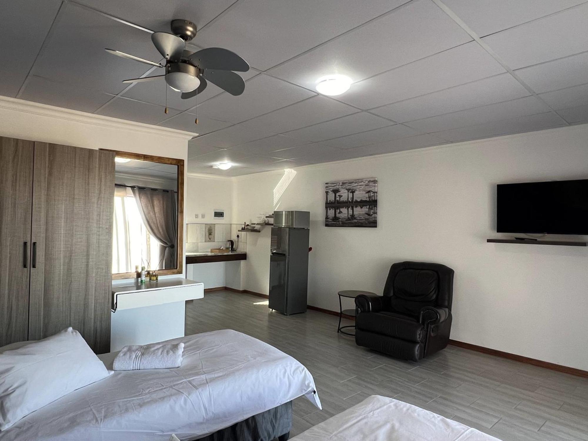 Villa Plot 19 à Ghanzi Extérieur photo
