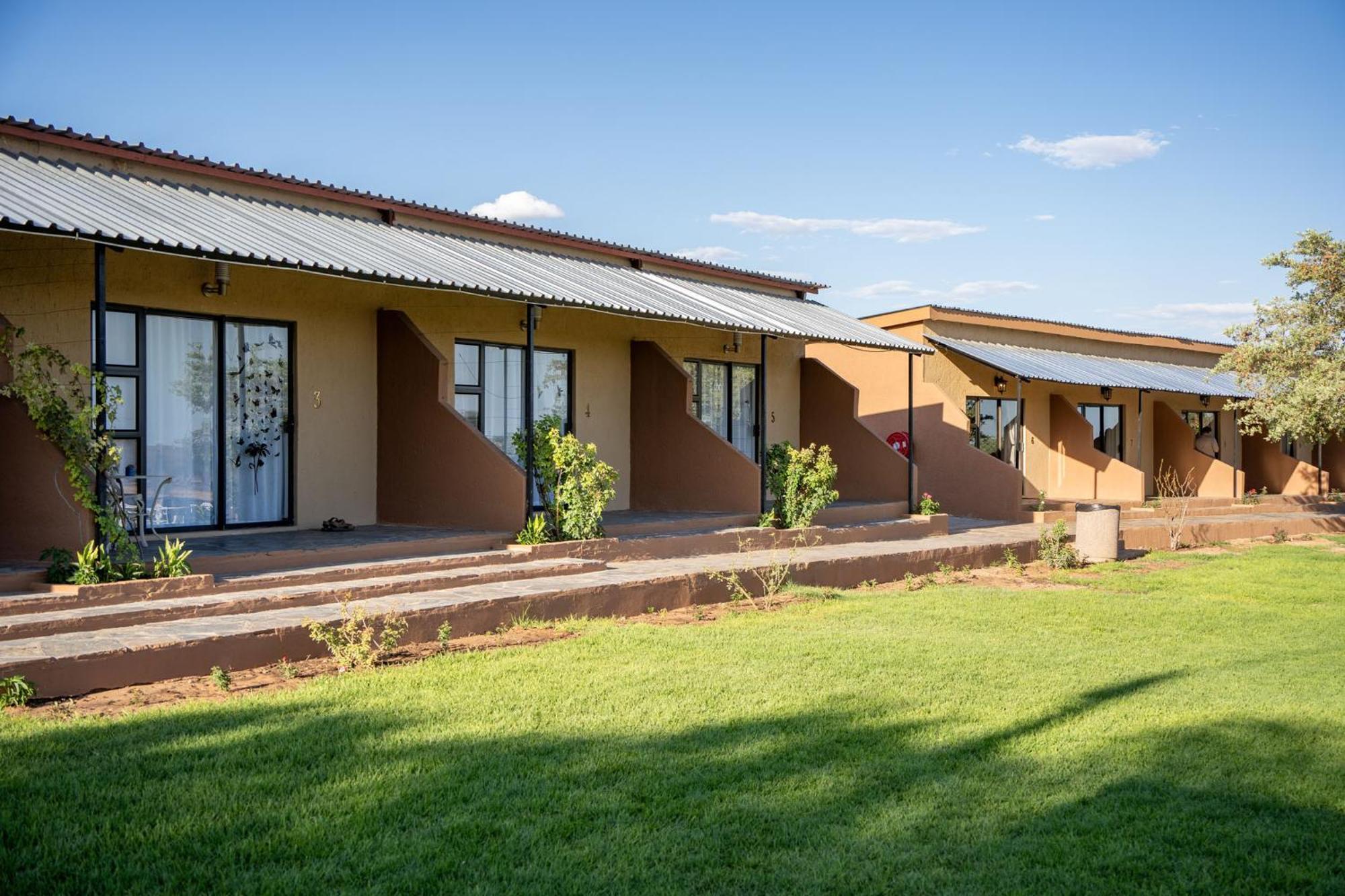 Villa Plot 19 à Ghanzi Extérieur photo