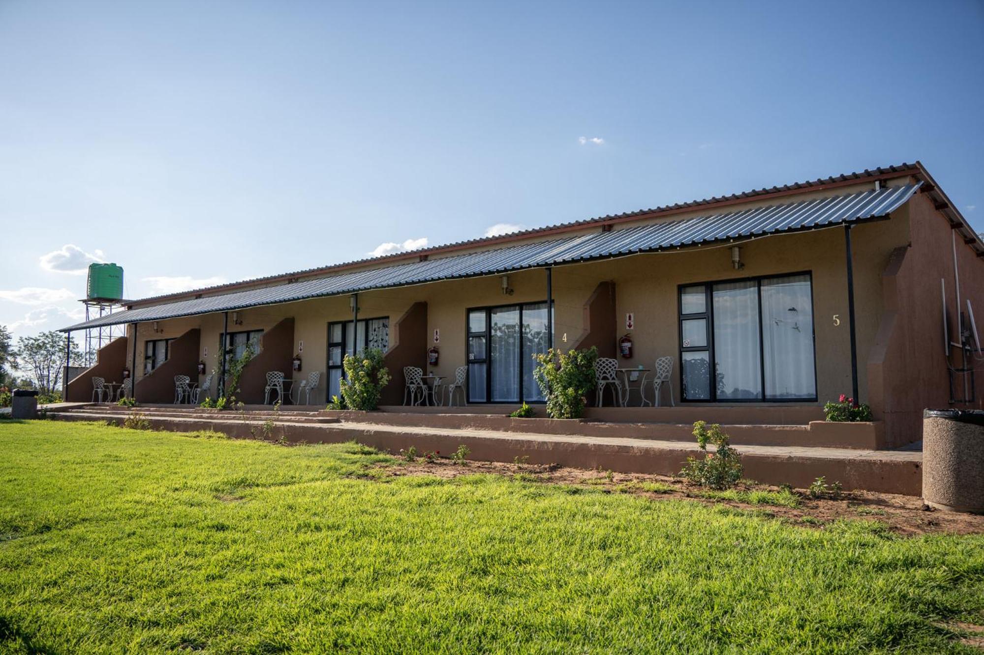 Villa Plot 19 à Ghanzi Extérieur photo